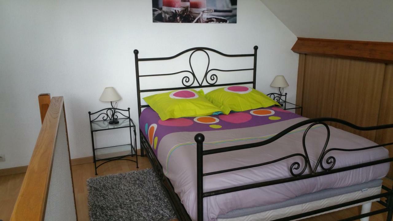 Le Mas Des Loups Arpajon Exterior photo