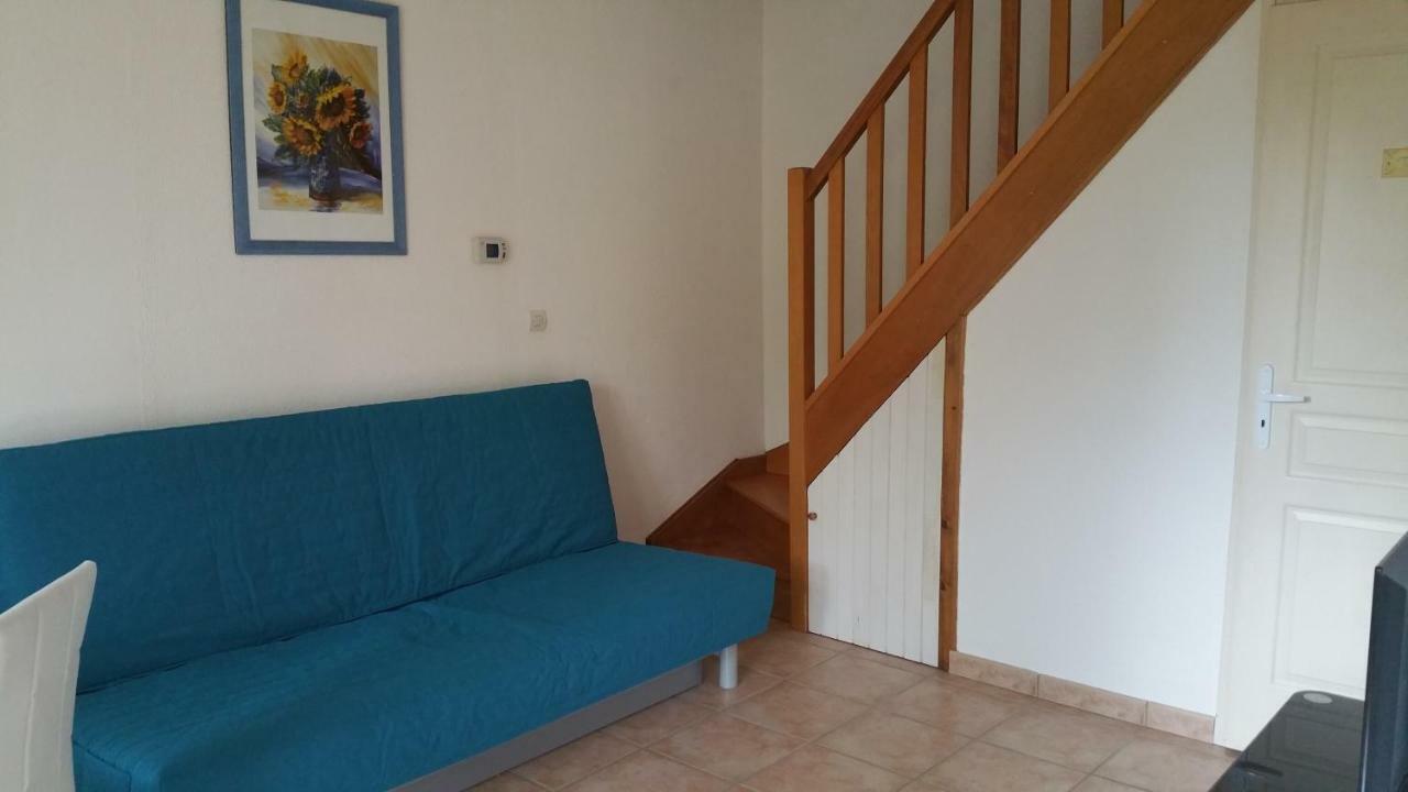 Le Mas Des Loups Arpajon Exterior photo